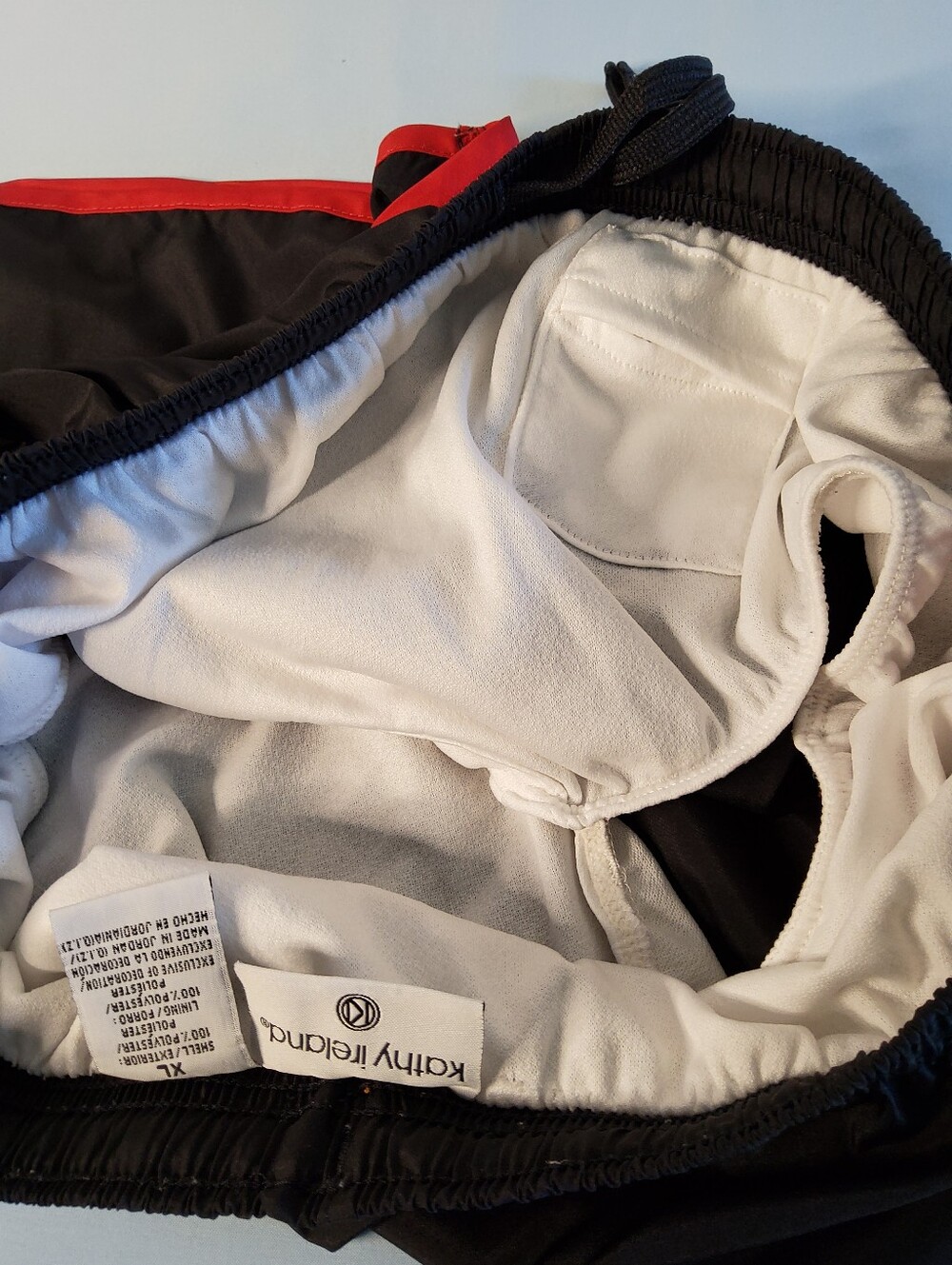 Vintage Black Shorts with White Lining and Black Drawstring - Picture 7 of 9